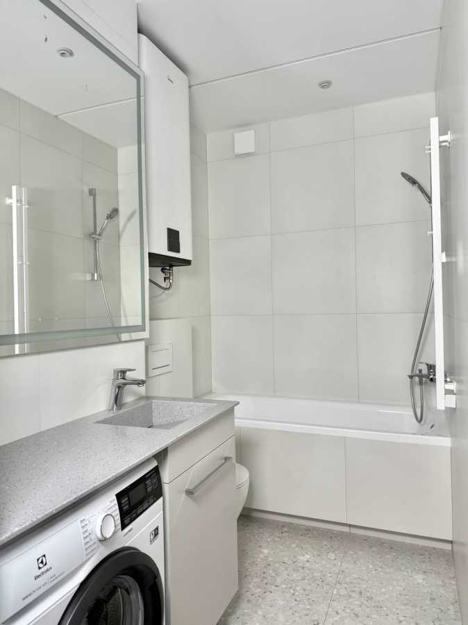 Продажа 1-комнатной квартиры 38 м², Братьев Зеровых ул., Шеметів, 7