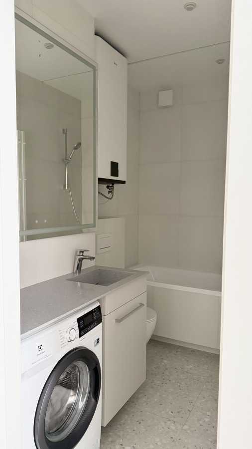 Продажа 1-комнатной квартиры 38 м², Братьев Зеровых ул., Шеметів, 7