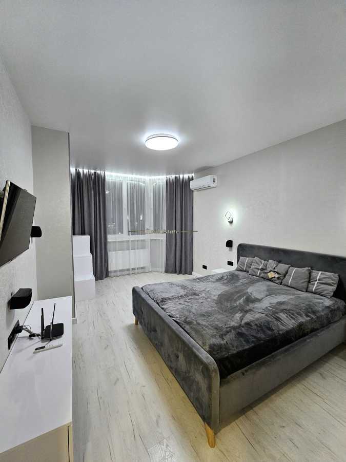 Продаж 1-кімнатної квартири 41.4 м², Василя Стуса, 19