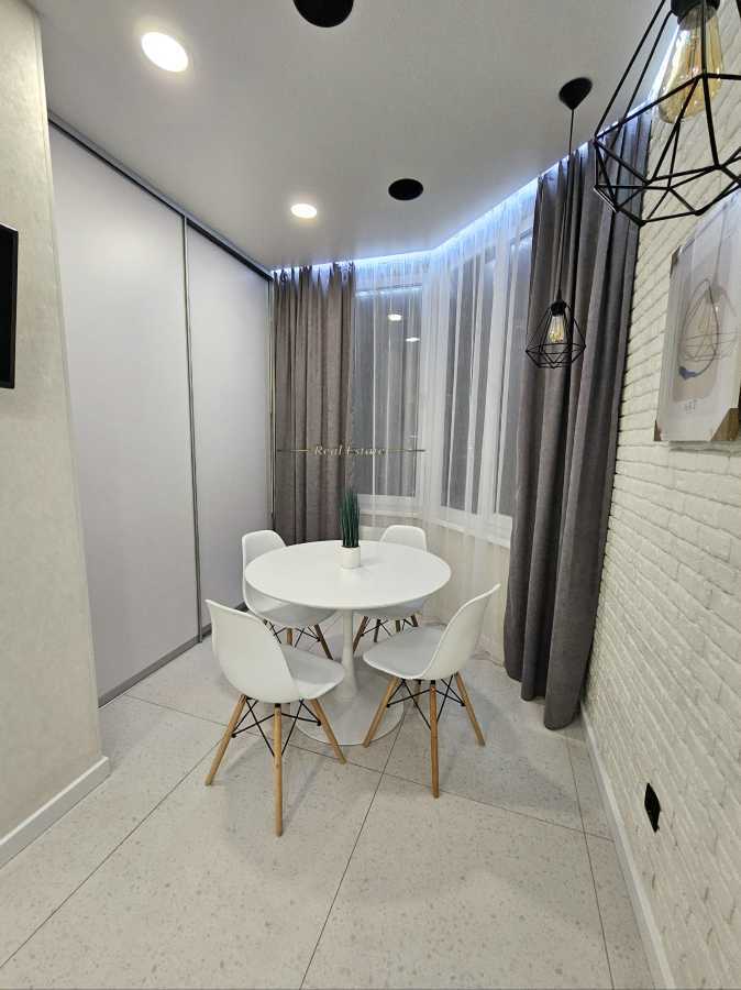 Продаж 1-кімнатної квартири 41.4 м², Василя Стуса, 19