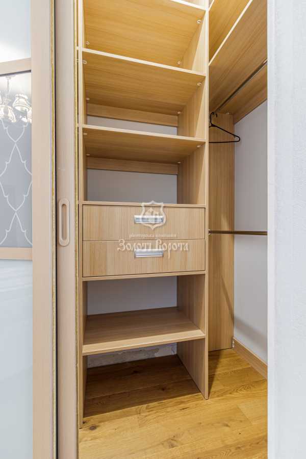 Продаж 3-кімнатної квартири 105 м², Патріотів вул., 74/57