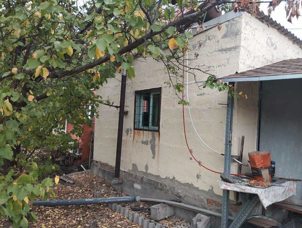 Продаж ділянки під індивідуальне житлове будівництво 120 соток, Нету