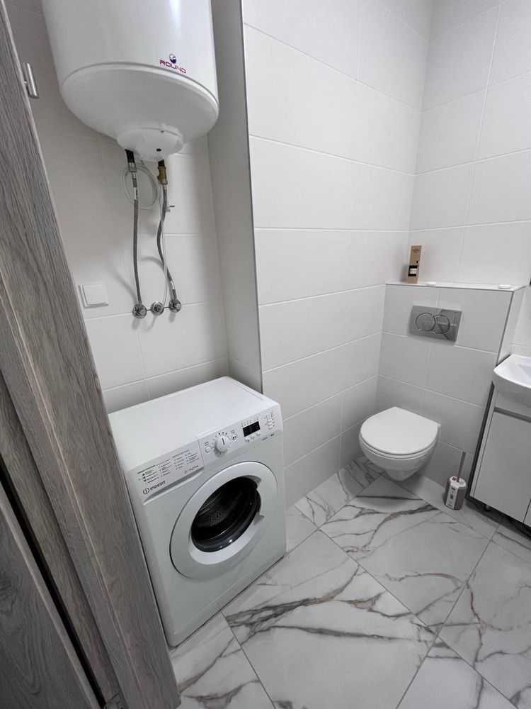 Аренда 1-комнатной квартиры 40 м², Академика Глушкова просп., 42