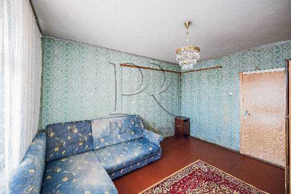 Продаж 3-кімнатної квартири 70 м², Райдужна вул., 21А