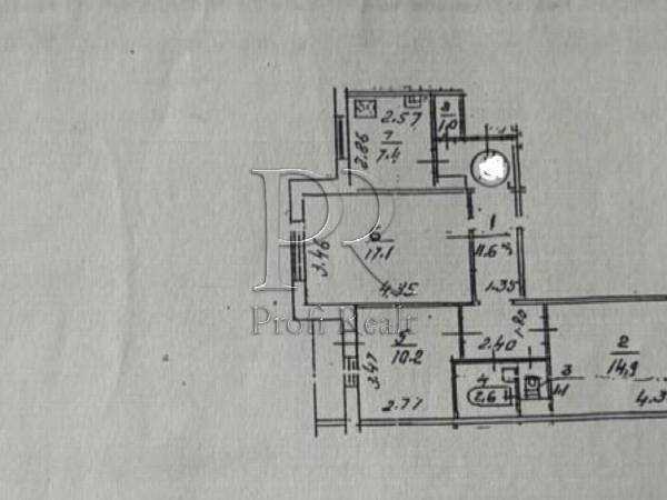 Продаж 3-кімнатної квартири 70 м², Райдужна вул., 21А