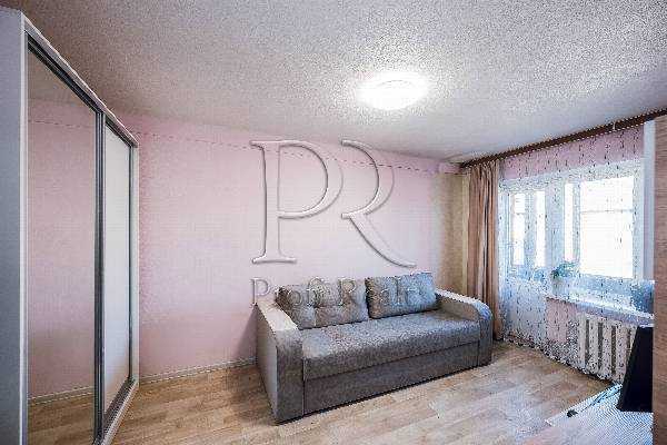 Продаж 1-кімнатної квартири 28 м², Валентина Сєрова вул., 30