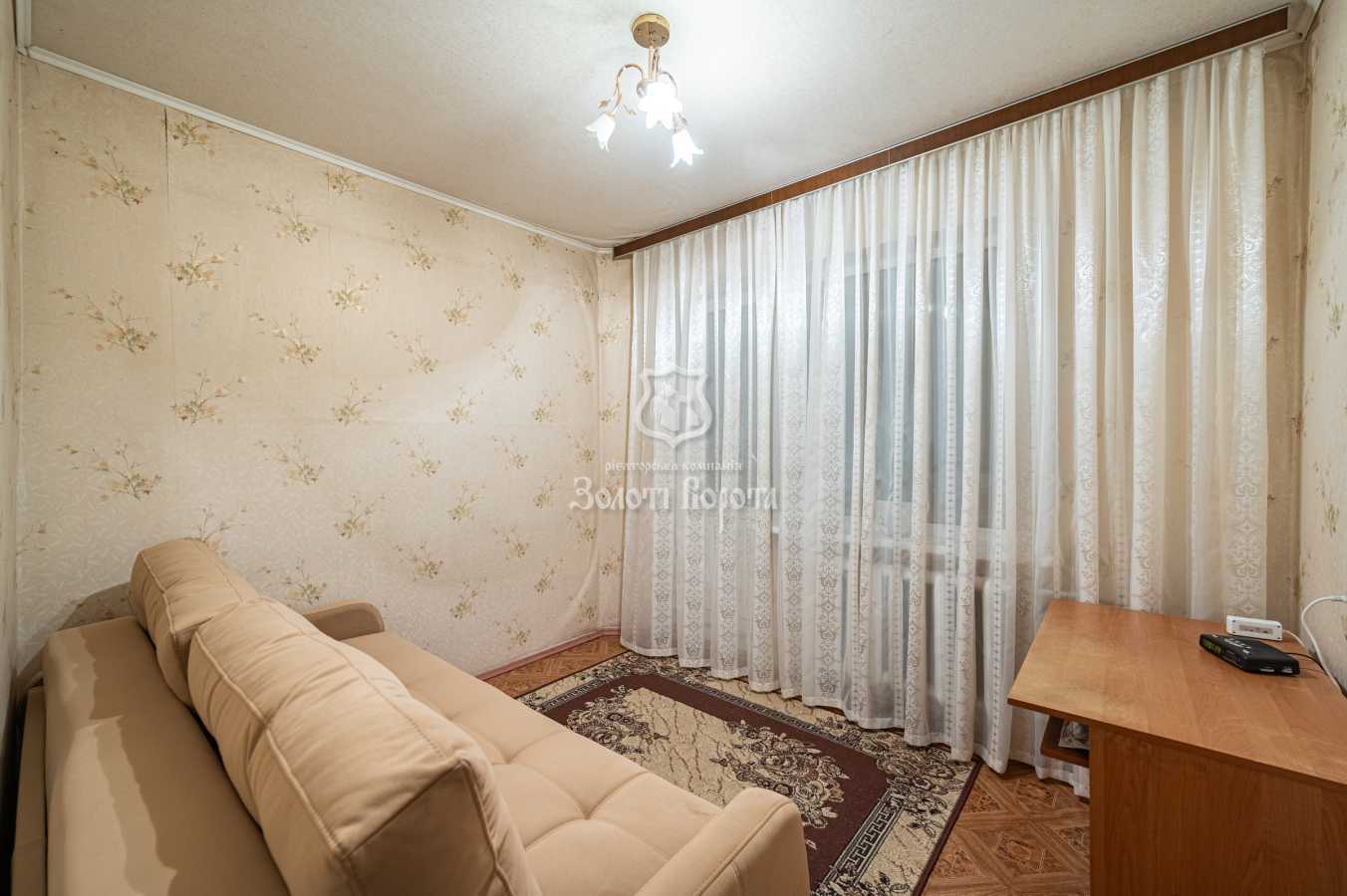 Продаж 3-кімнатної квартири 70.1 м², Світлицького вул., 28