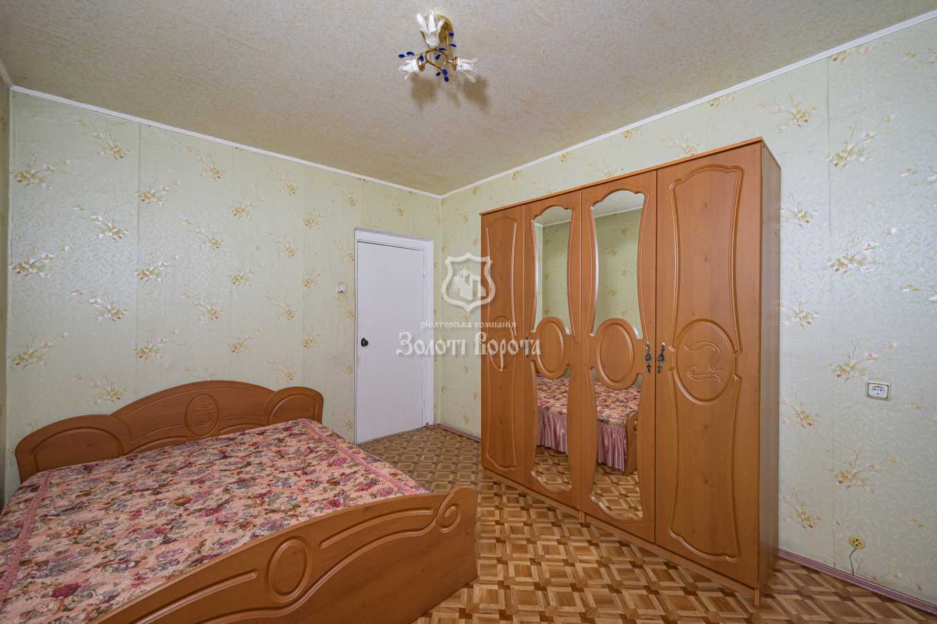 Продаж 3-кімнатної квартири 70.1 м², Світлицького вул., 28