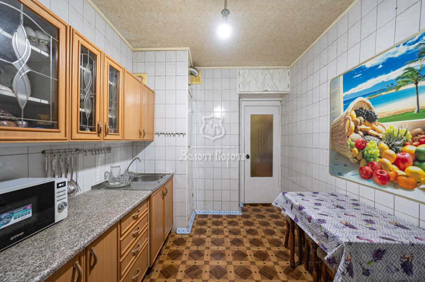 Продаж 3-кімнатної квартири 70.1 м², Світлицького вул., 28