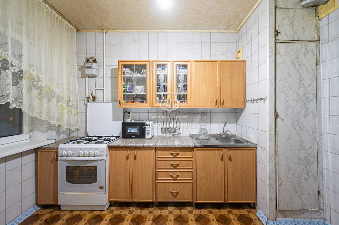 Продаж 3-кімнатної квартири 70.1 м², Світлицького вул., 28