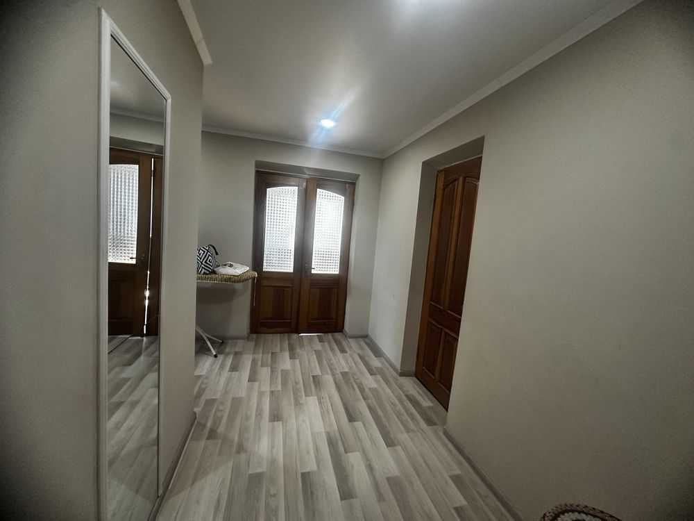 Продаж 2-кімнатної квартири 59 м², Центральна вул.