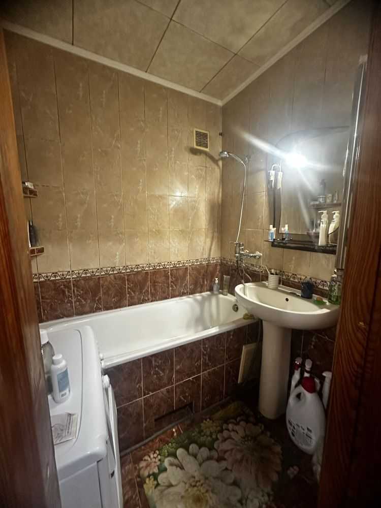 Продаж 2-кімнатної квартири 59 м², Центральна вул.