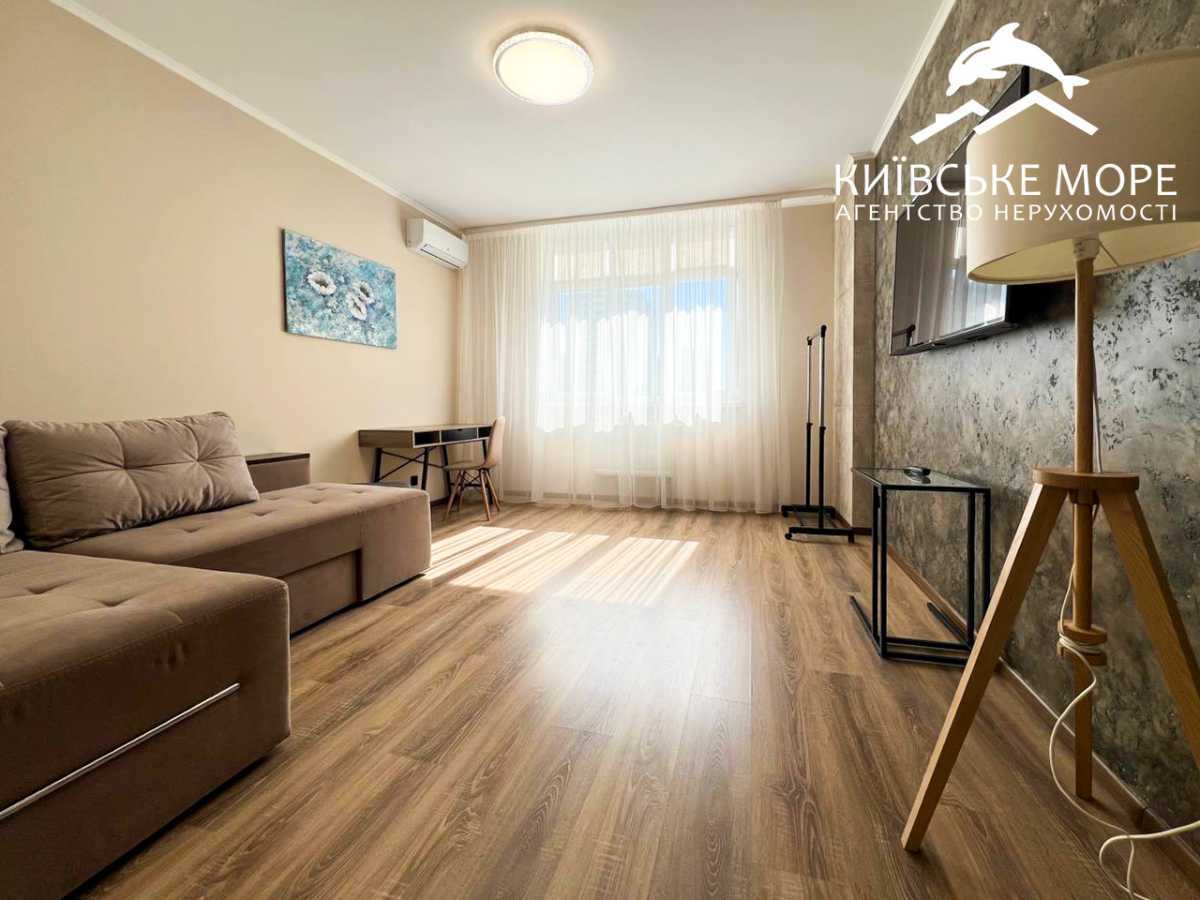 Оренда 1-кімнатної квартири 44 м², Воскресенська вул., 16