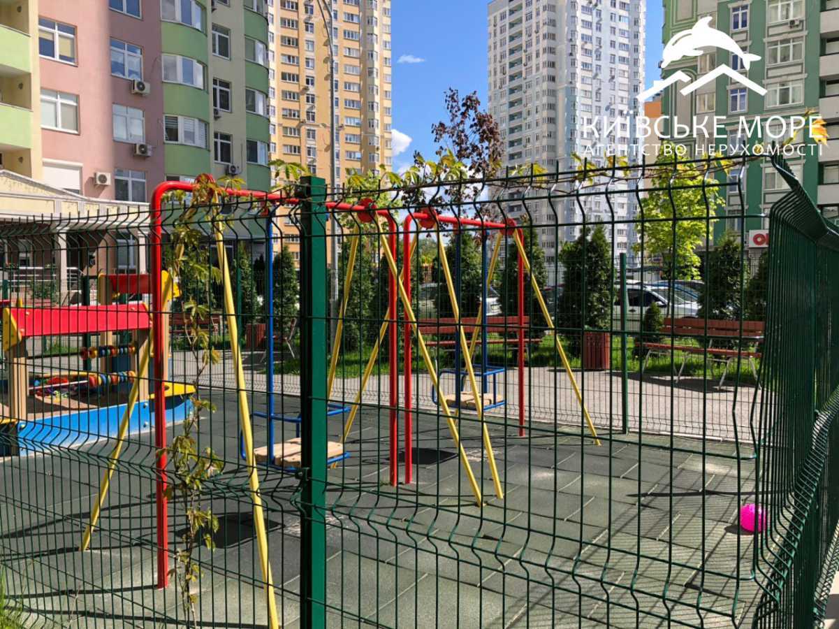 Оренда 1-кімнатної квартири 44 м², Воскресенська вул., 16