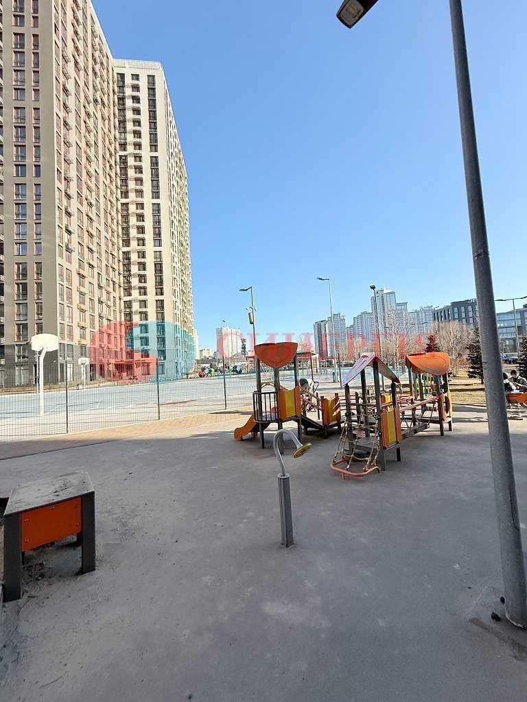 Продажа 2-комнатной квартиры 90 м², Днепровская наб., 20Б