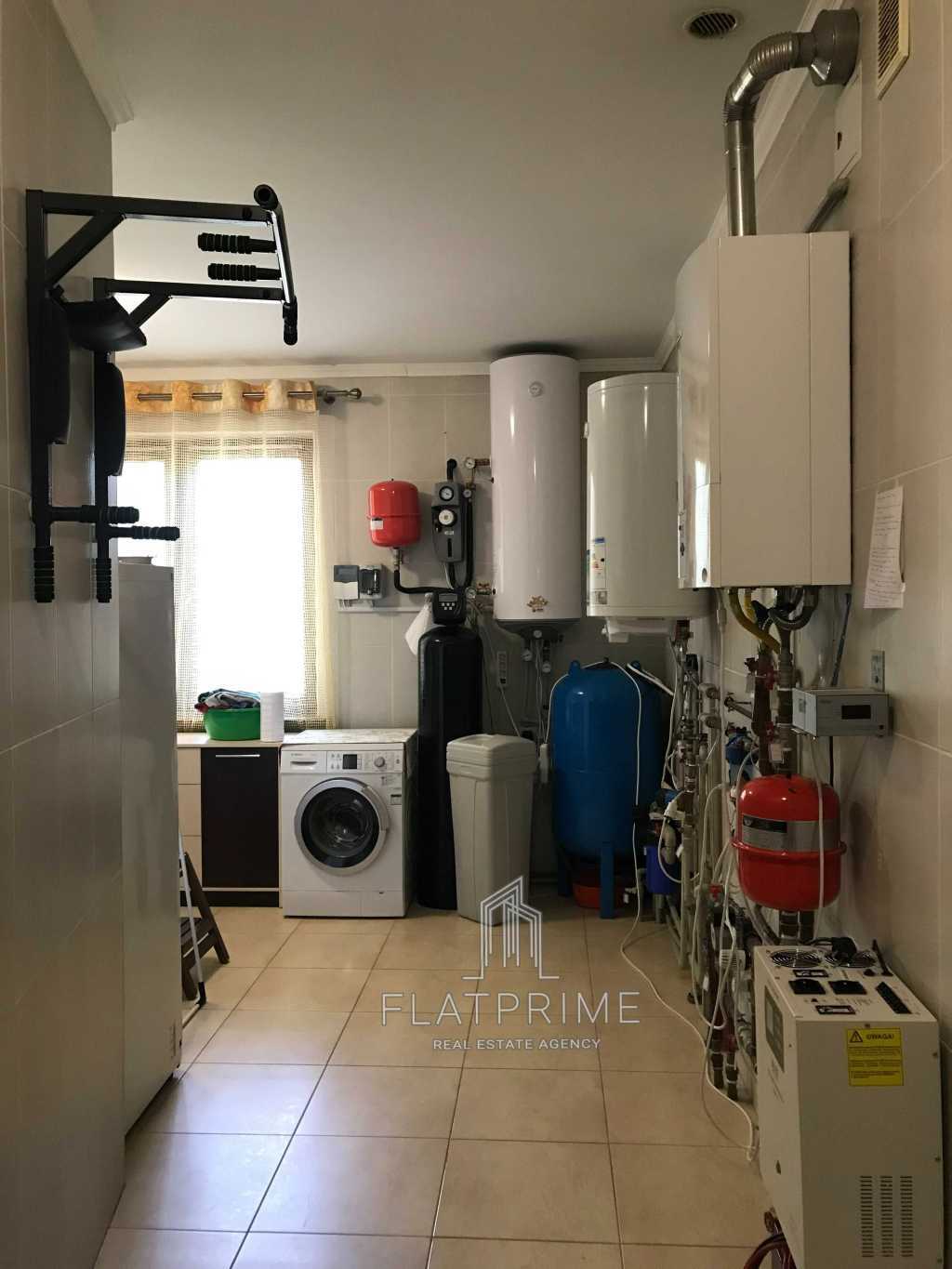 Продажа дома 265.4 м², Лісова