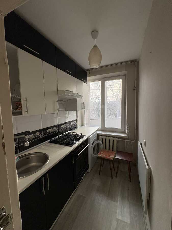 Оренда 1-кімнатної квартири 29 м², Зодчих вул., 64