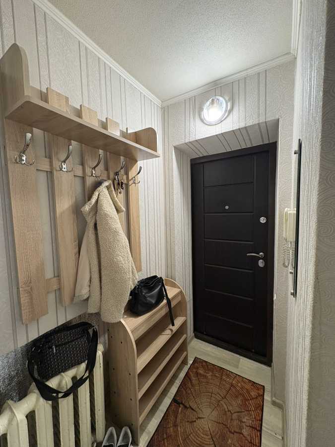 Оренда 1-кімнатної квартири 29 м², Зодчих вул., 64