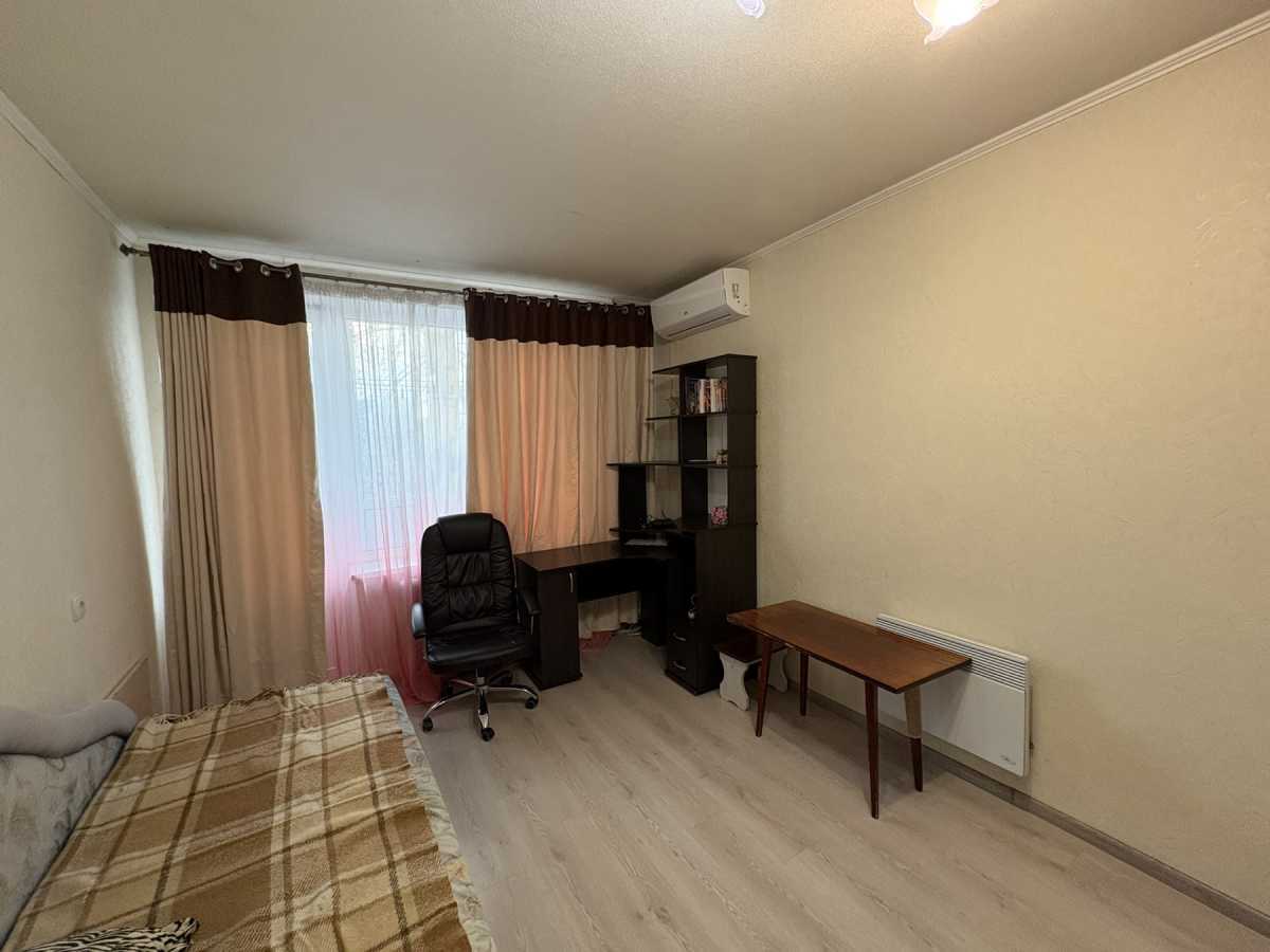 Оренда 1-кімнатної квартири 29 м², Зодчих вул., 64