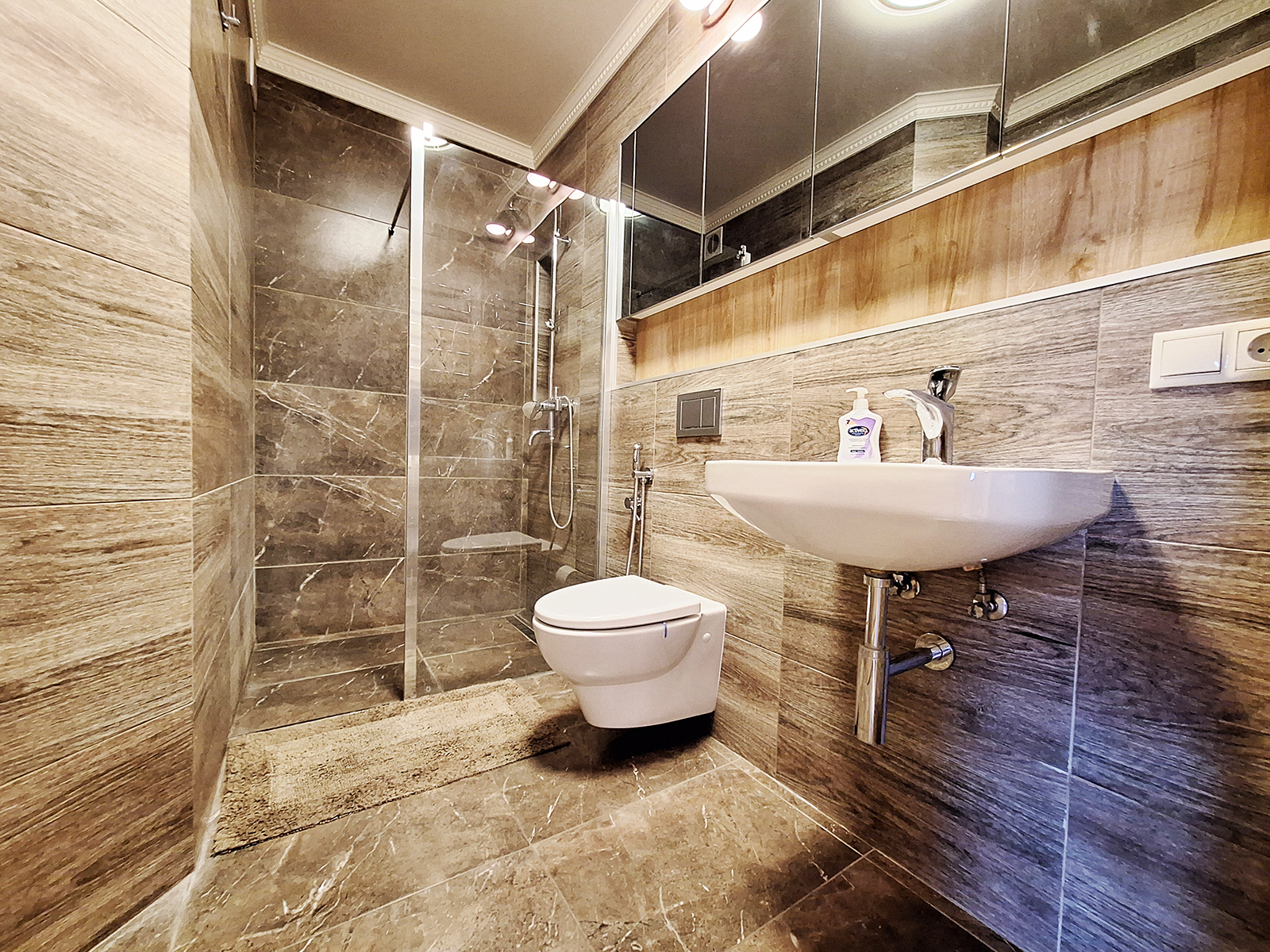 Аренда 3-комнатной квартиры 128 м², Оболонский просп., 22В