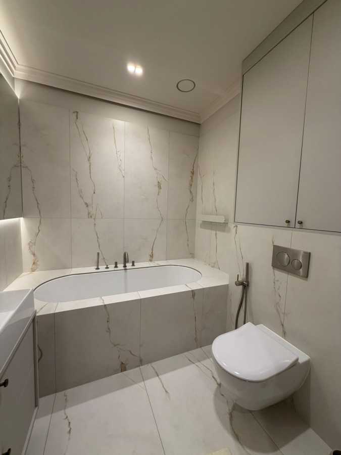 Продажа 3-комнатной квартиры 110.9 м², Тиводара Легоцкого ул., 80