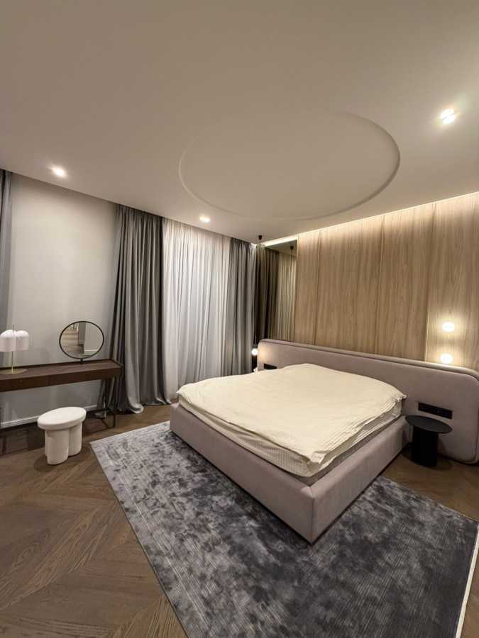 Продажа 3-комнатной квартиры 110.9 м², Тиводара Легоцкого ул., 80