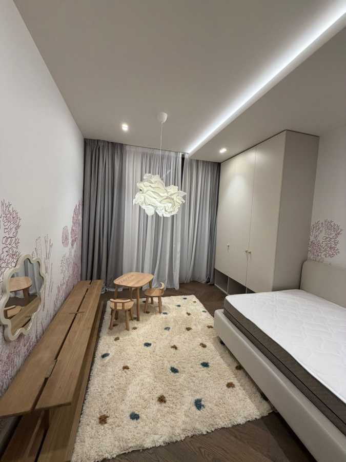 Продажа 3-комнатной квартиры 110.9 м², Тиводара Легоцкого ул., 80