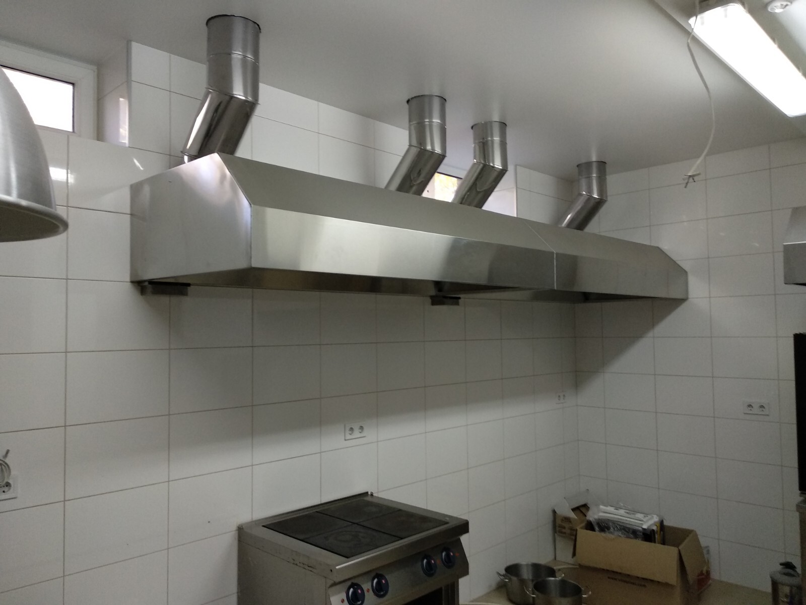 Аренда другого торгового помещения 255 м², Инглези ул.