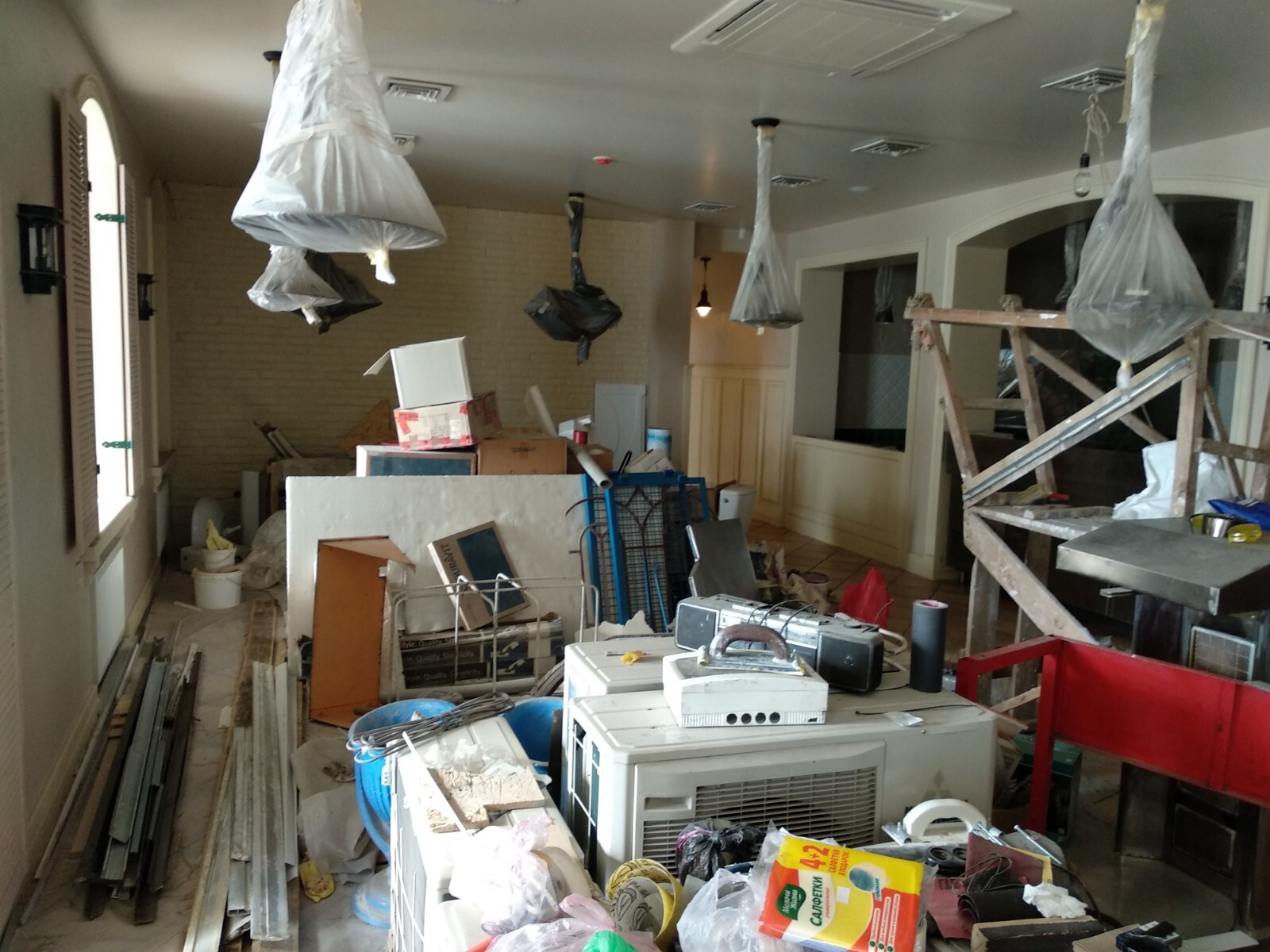 Аренда другого торгового помещения 255 м², Инглези ул.