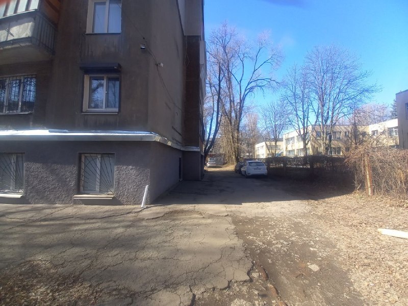 Продаж комерції 66 м², Будівельників вул., 5А