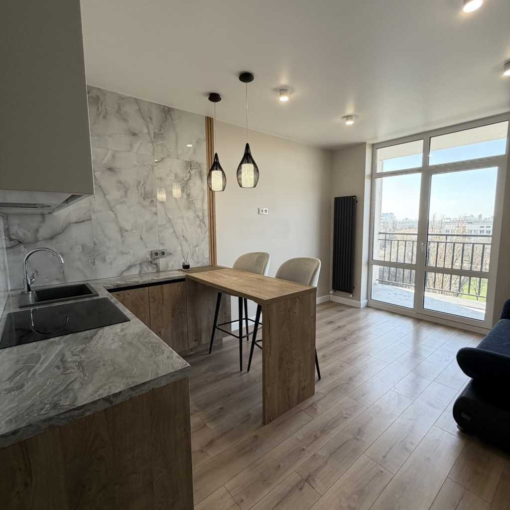 Продажа 1-комнатной квартиры 42 м², Академика Заболотного ул., 148В