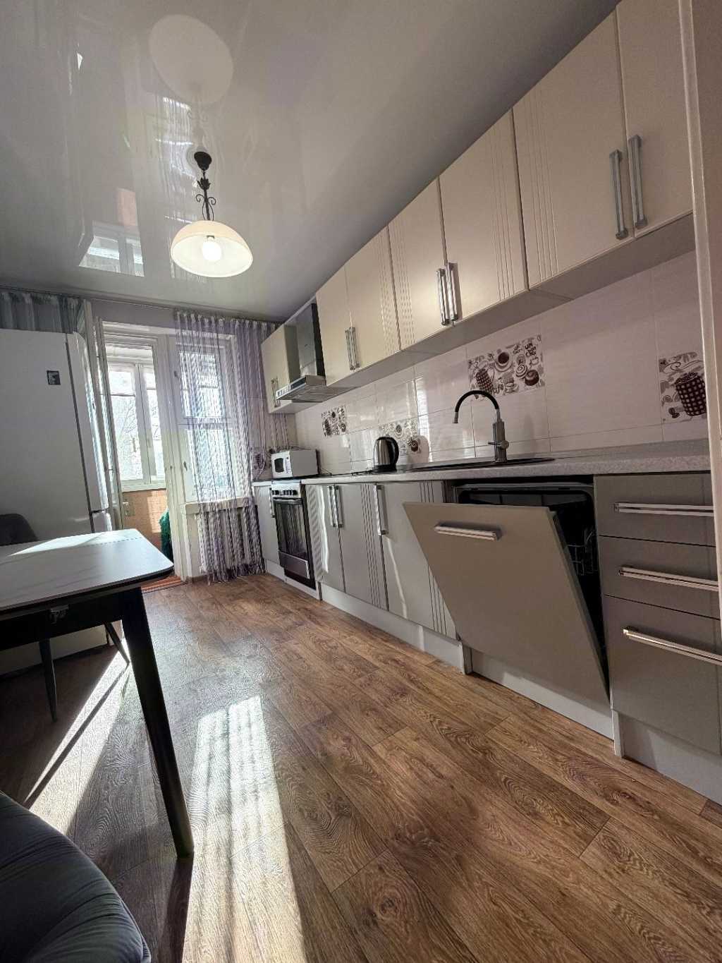 Аренда 2-комнатной квартиры 76 м², Старонаводницкая ул., 6