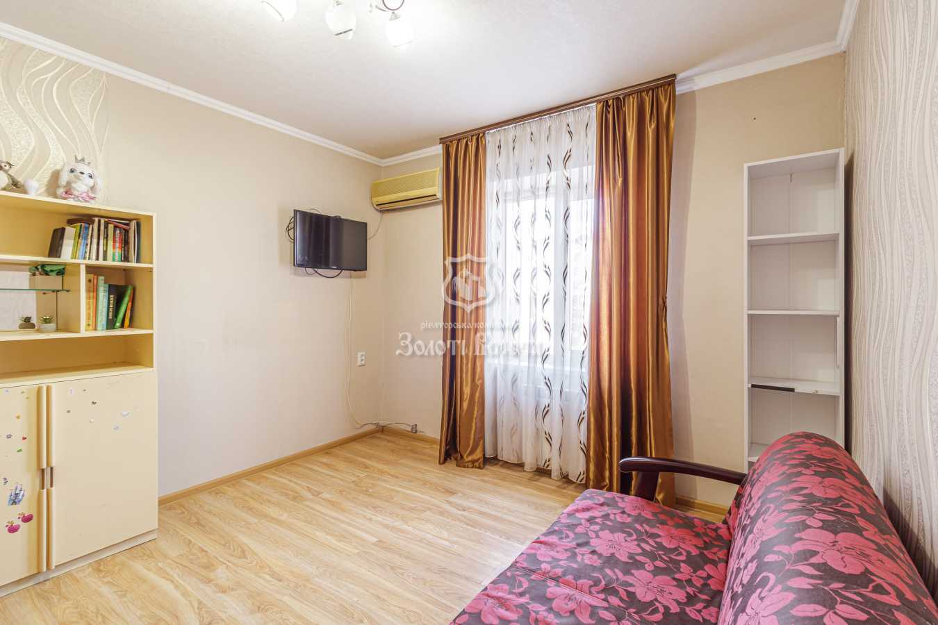 Продажа 3-комнатной квартиры 74.4 м², Академика Ефремова ул., 3