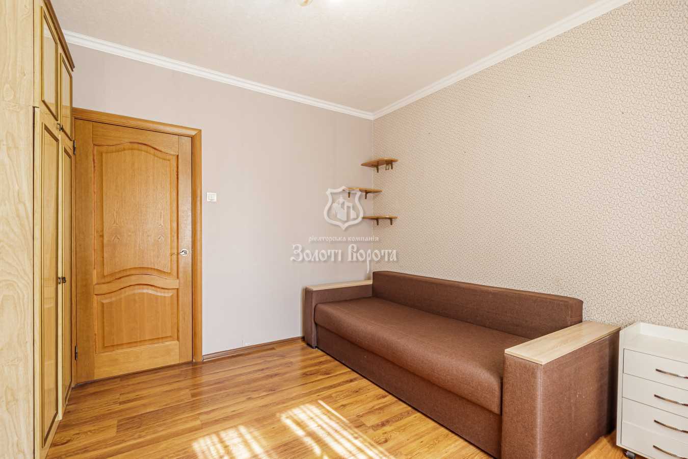 Продажа 3-комнатной квартиры 74.4 м², Академика Ефремова ул., 3