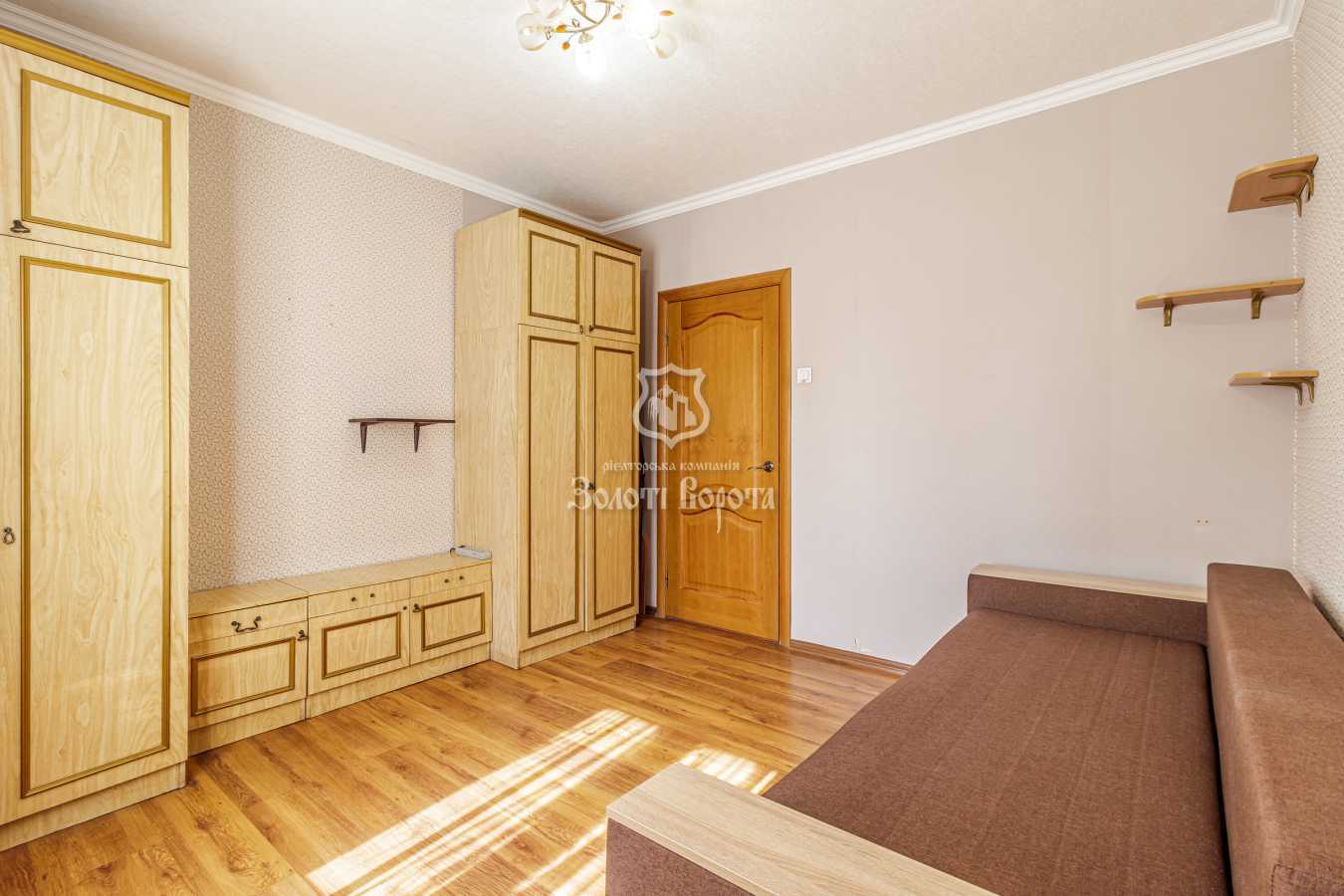 Продажа 3-комнатной квартиры 74.4 м², Академика Ефремова ул., 3