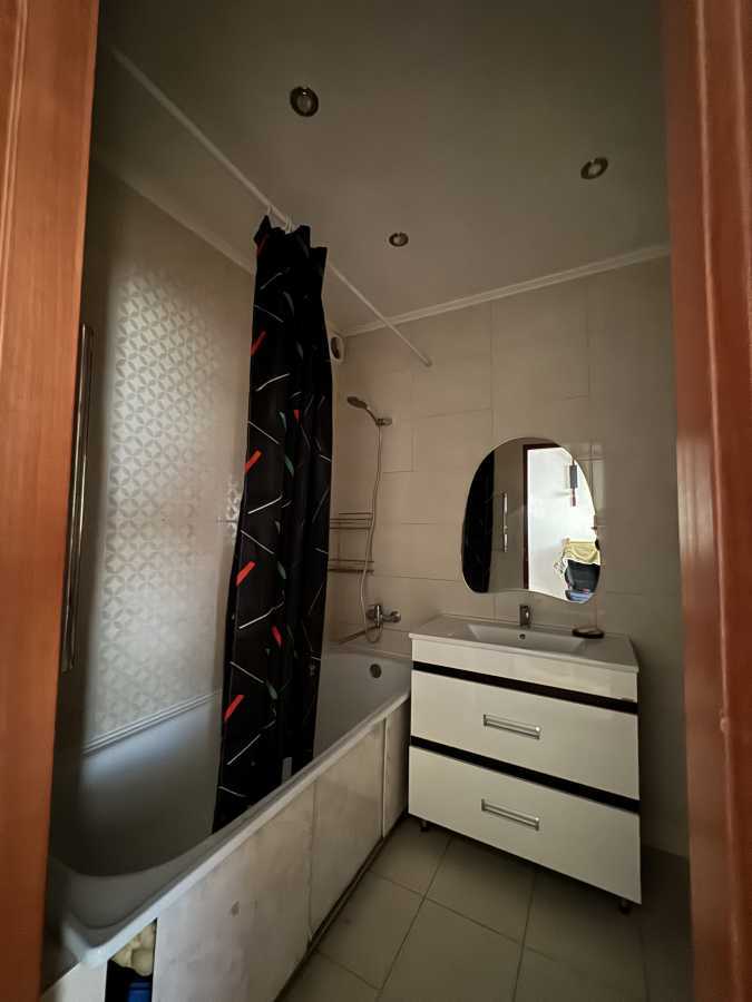 Продажа 3-комнатной квартиры 98.2 м², Григория Ващенко ул., 1