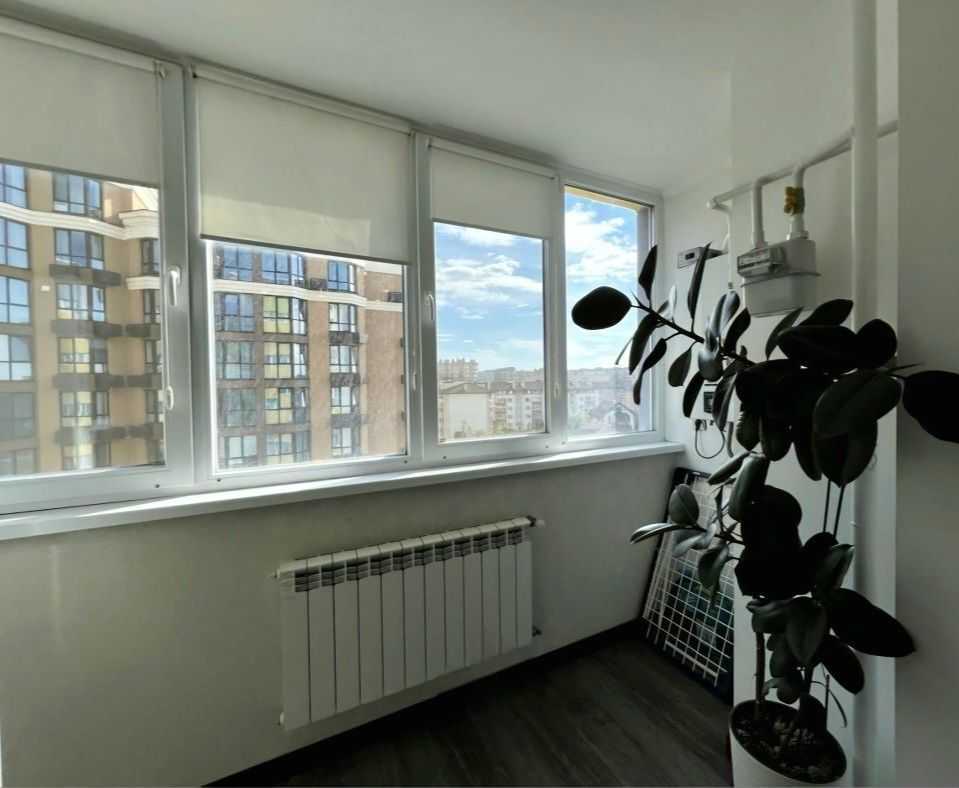 Продаж 2-кімнатної квартири 63 м², Яблунева вул., 13