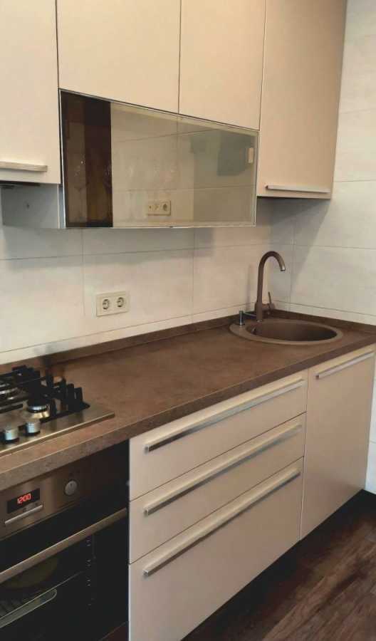 Продаж 2-кімнатної квартири 63 м², Яблунева вул., 13