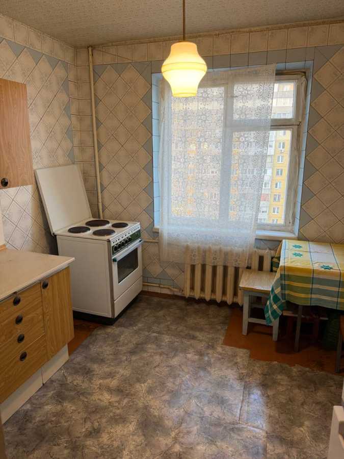Аренда 2-комнатной квартиры 50 м², Тополь 3 ул., 56