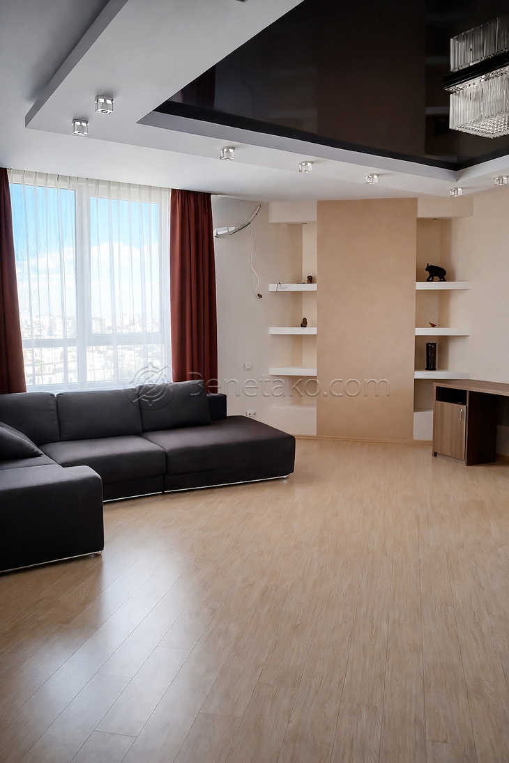 Аренда 4-комнатной квартиры 115 м², Глушко, 32