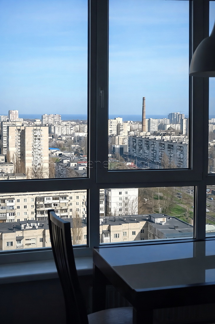 Аренда 4-комнатной квартиры 115 м², Глушко, 32