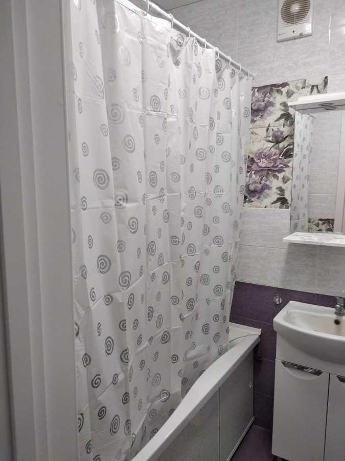 Оренда 1-кімнатної квартири 38 м², Подільська вул.