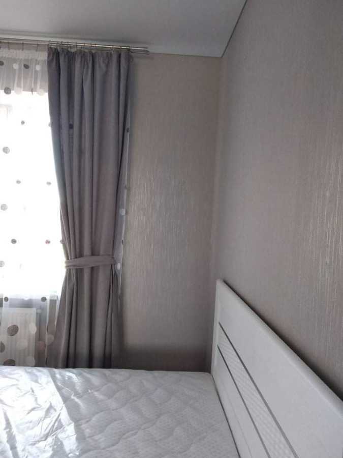 Оренда 1-кімнатної квартири 38 м², Подільська вул.