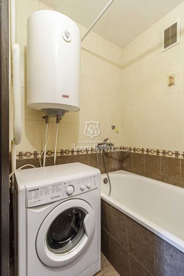 Продаж 3-кімнатної квартири 81.4 м², Євгена Харченко вул., 59