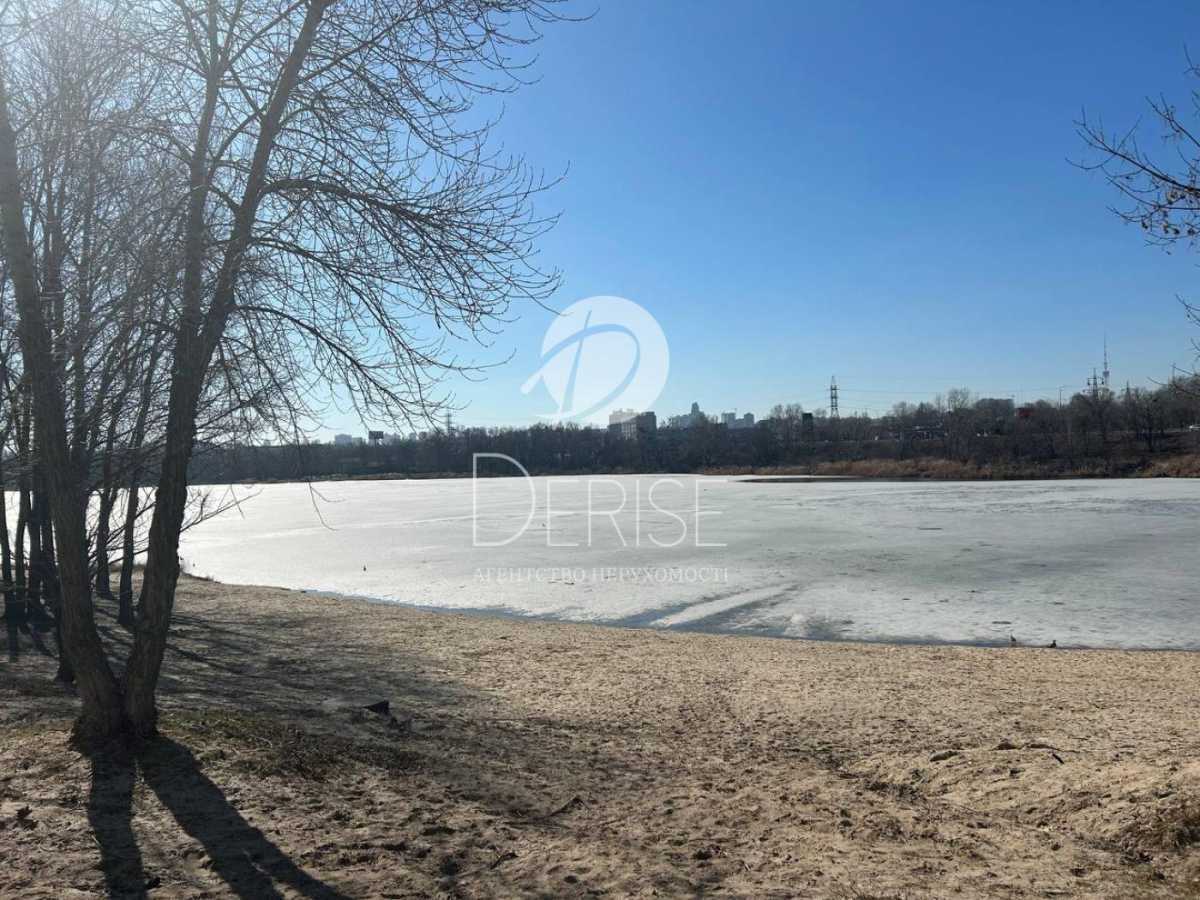 Продаж 1-кімнатної квартири 44 м², Йорданська вул., 11Д