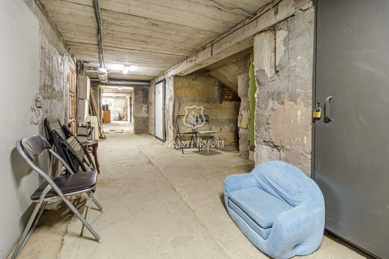 Продаж 4-кімнатної квартири 130.4 м², Черкаська вул., 20