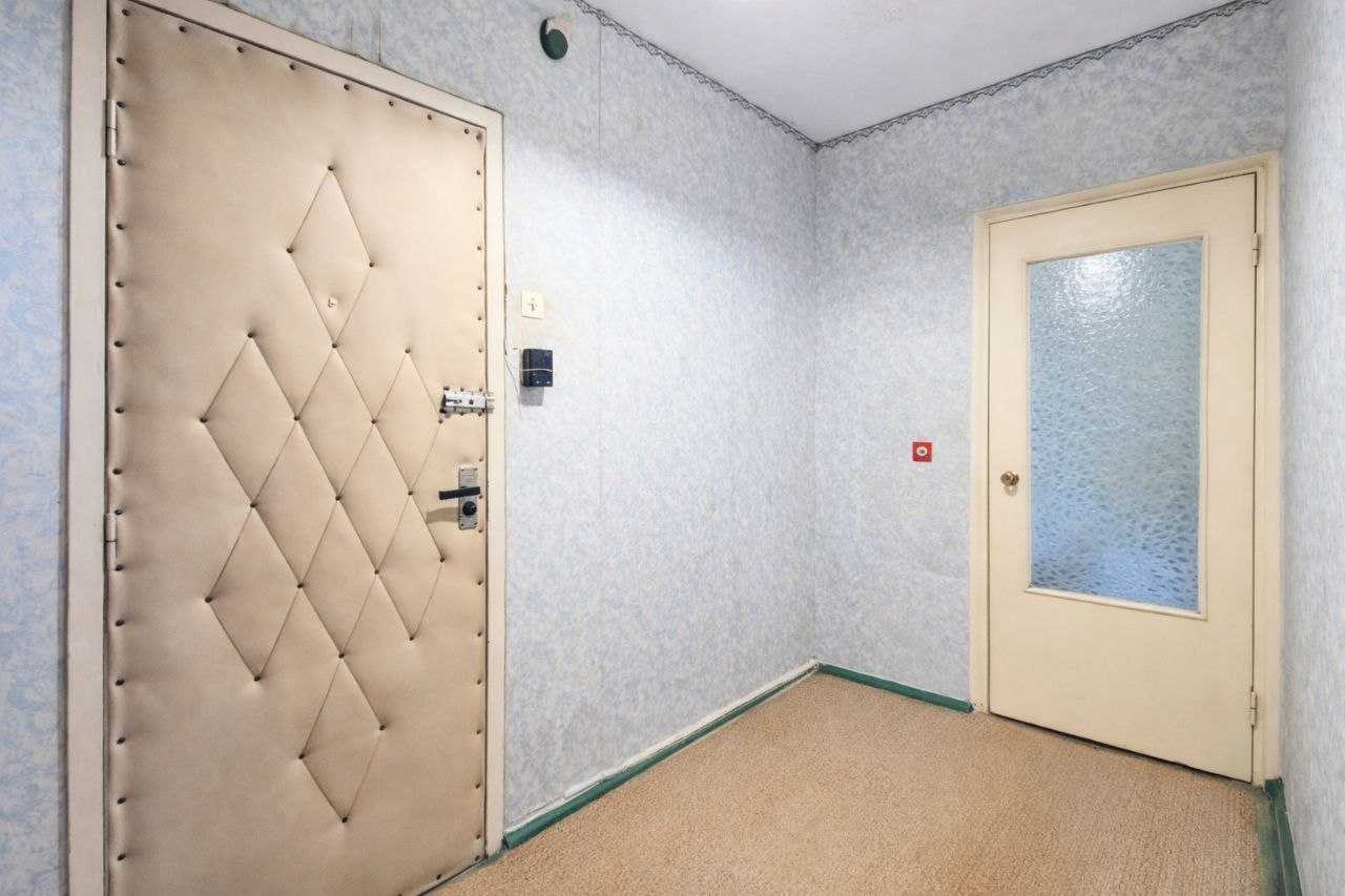 Продаж 2-кімнатної квартири 61 м², Ревуцького вул., 7А