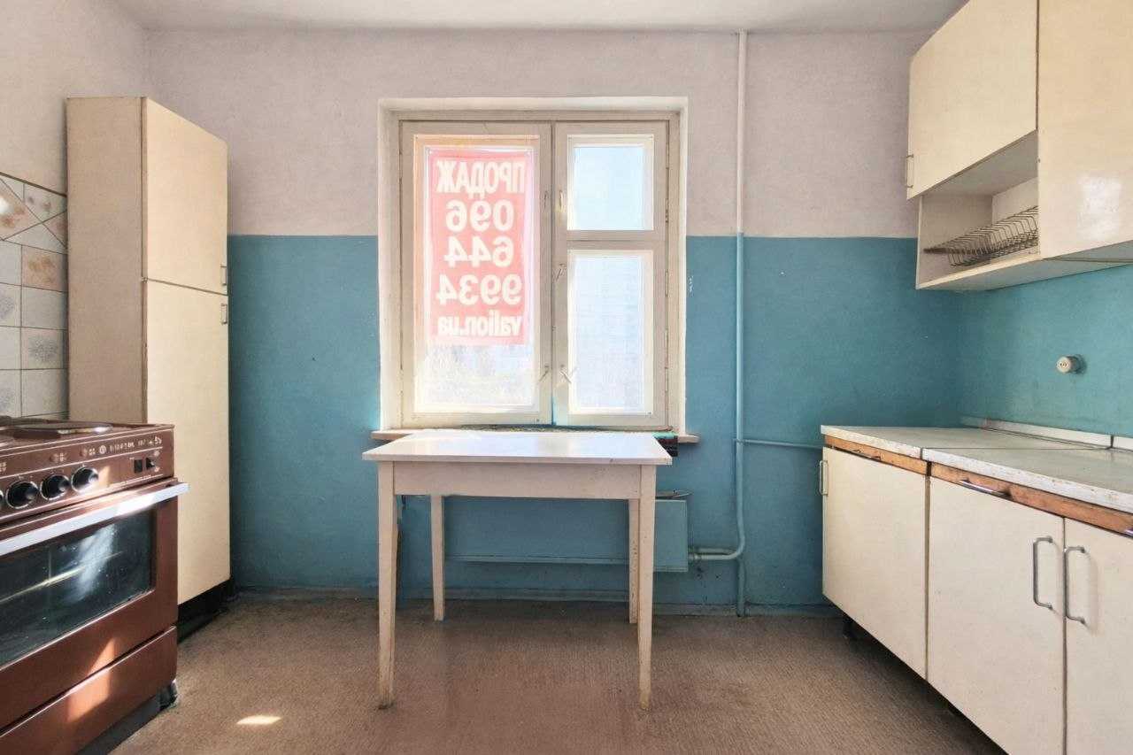 Продаж 2-кімнатної квартири 61 м², Ревуцького вул., 7А