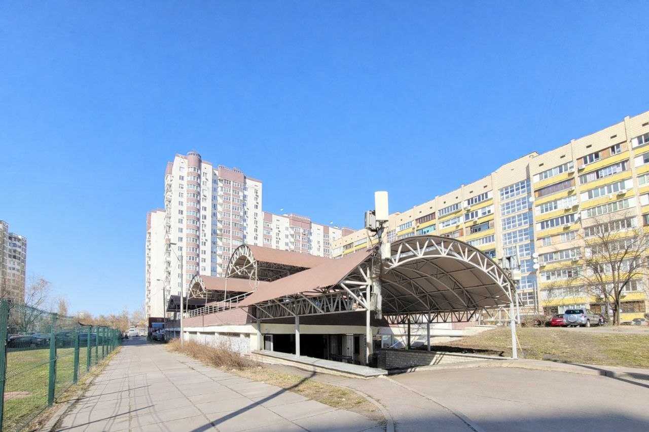 Продаж 2-кімнатної квартири 61 м², Ревуцького вул., 7А