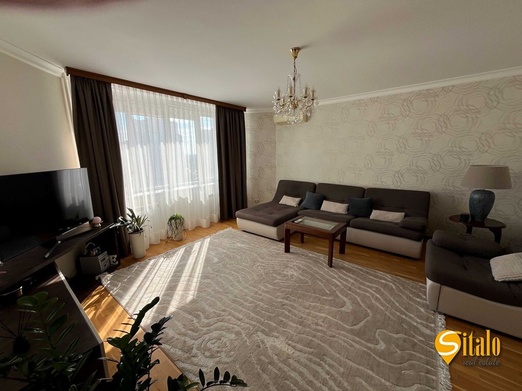 Продаж 4-кімнатної квартири 125 м², Миколи Бажана просп., 16
